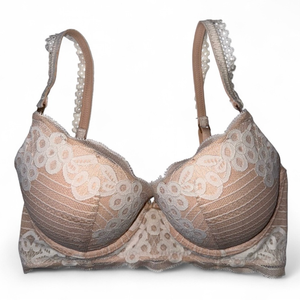 Aerie Lace Demi Bra 32D Nude Blush Embroidered Padded Romantic Convertible Bra